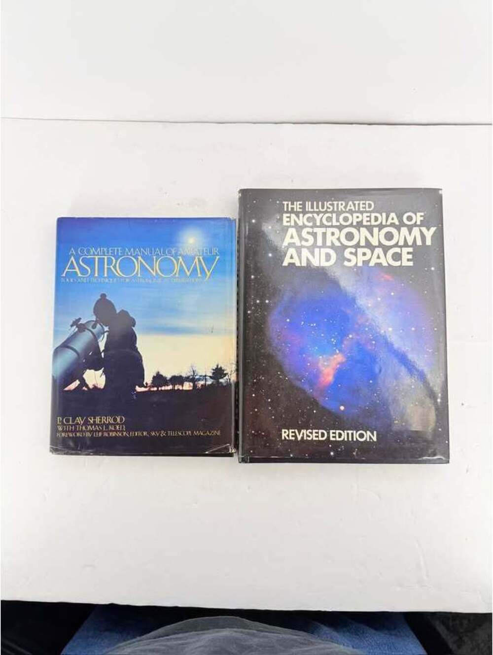 Complete Manual of Amateur Astronomy & Illustrated Encyclo of Astronomy & Space